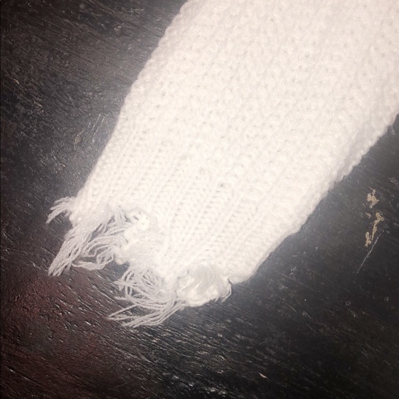 NWOT White Distressed Sweater - Picture 3 of 6